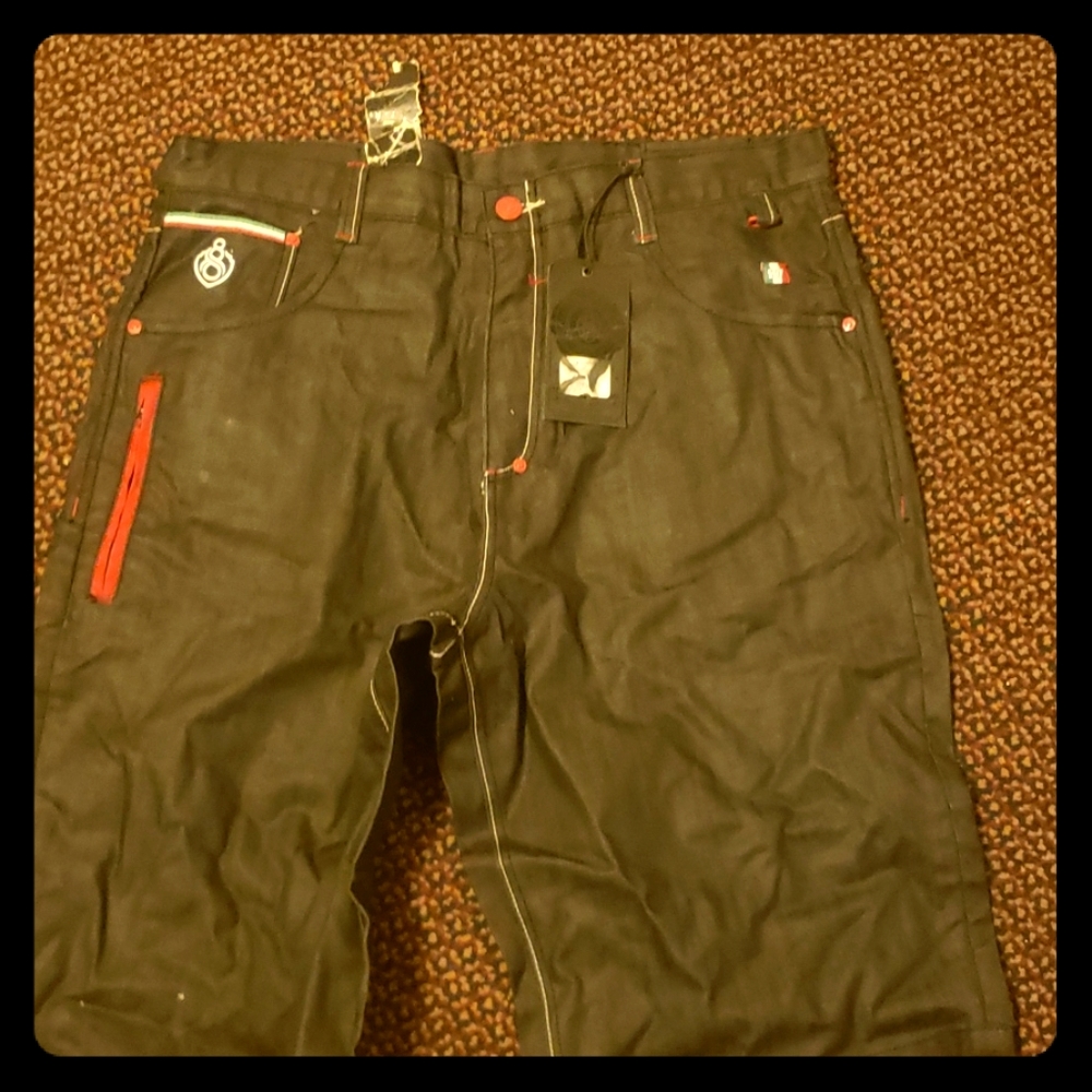 8732 shorts